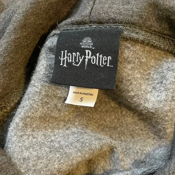NWOT Harry Potter Borgin and Burkes Hoodie from Universal Orlando Size S - Picture 4 of 7